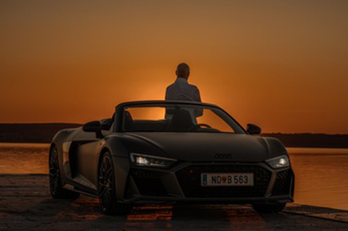 R8 Sonnenuntergang